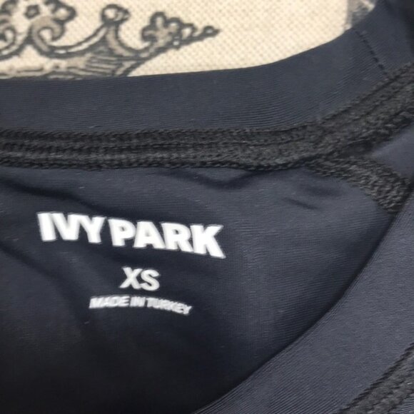 IVY PARK® Mesh Panel Crop Top - Picture 7 of 9